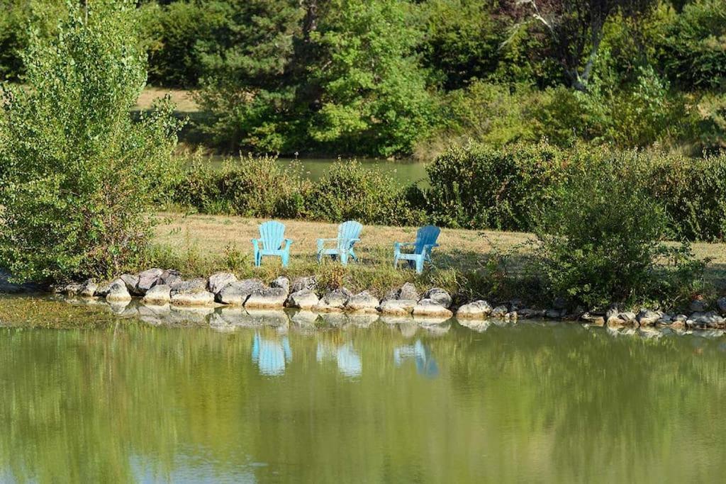 Chalet Au Milieu De La Foret Avec Lac A Proximite Layrac المظهر الخارجي الصورة